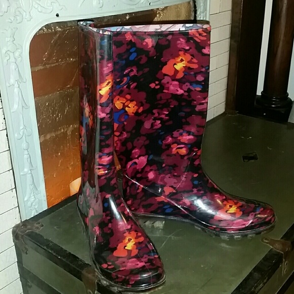 Rainboots