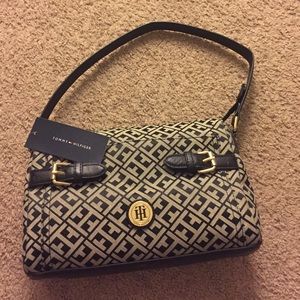 Tommy Hilfiger purse