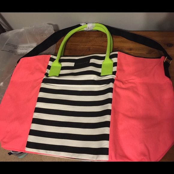 NEW Victoria's Secret Weekender Tote & Case!