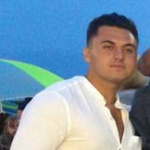 Meet your Posher, Faye