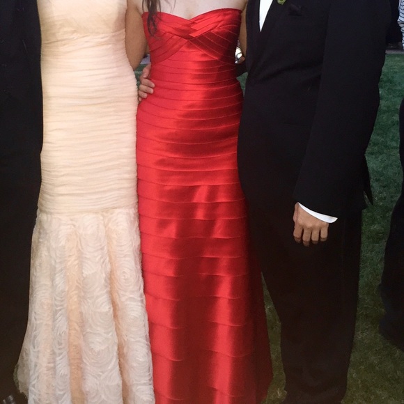 Red BCBG bandage gown - Picture 1 of 3