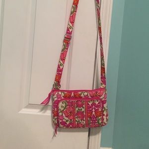 Vera Bradley little hipster in lilli bell