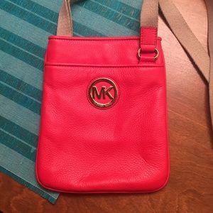 Beautiful tangerine Michael Kors crossbody bag