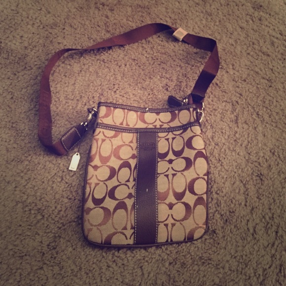 Cross body tan coach bag