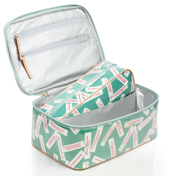 NWT Kate Spade Large Cosmetic Case Set