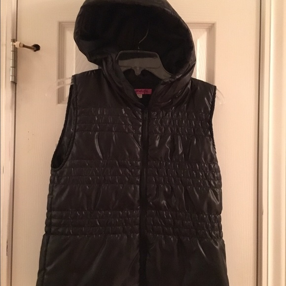 vest - Picture 1 of 1