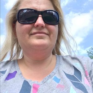 Meet your Posher, Shari