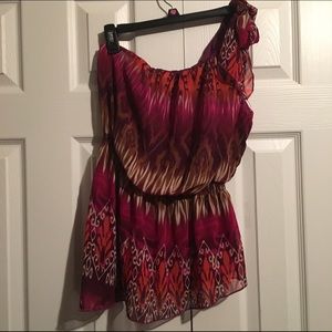 Heart soul print blouse.