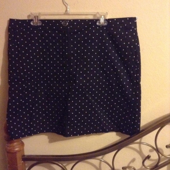 Black and white polka dot skort