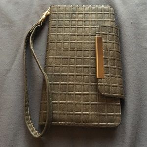 Olive Green iPhone 6/6s Phone Wallet