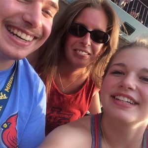 Meet your Posher, Kellie