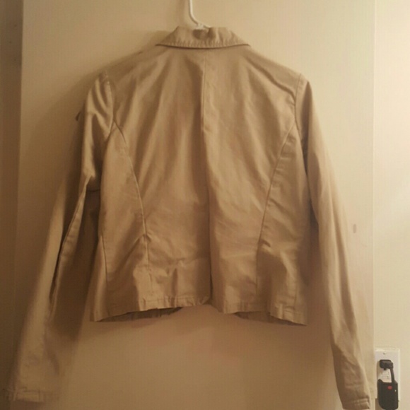 Khacki jacket - Picture 2 of 2