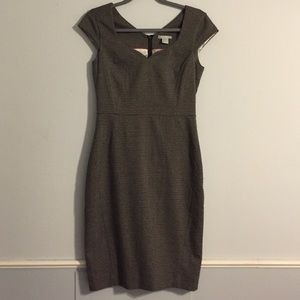 H&M Brown Houndstooth Pencil Dress Size 6