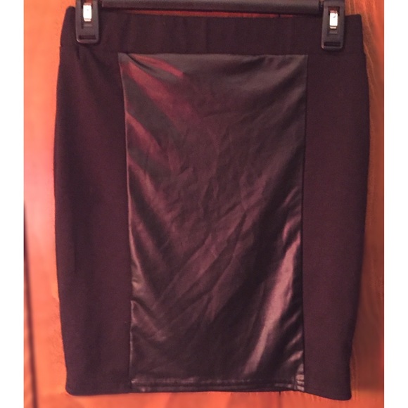 Mini Pencil Skirt w/Leather Center