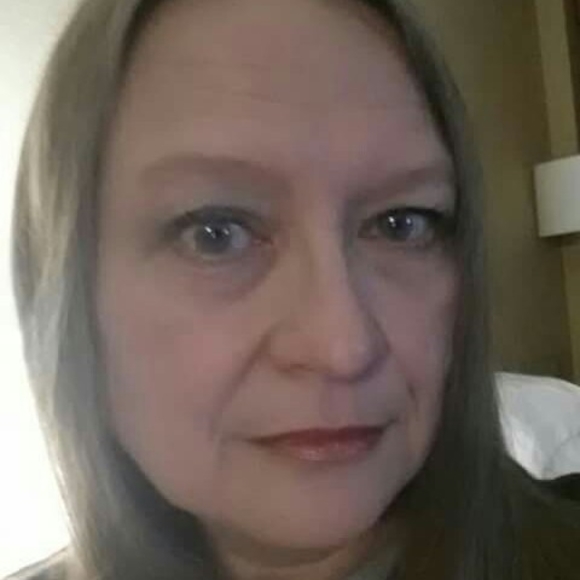 Meet your Posher, Sharon - Picture 1 of 1