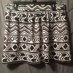 Aztec print skirt!