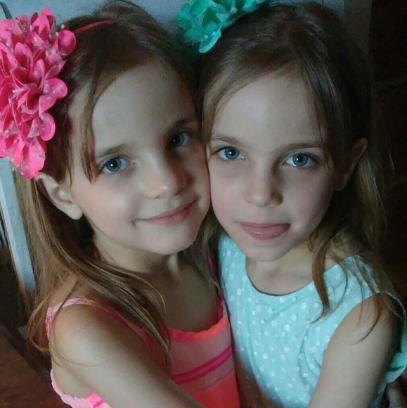 Welcome to my closet!! - Picture 2 of 8