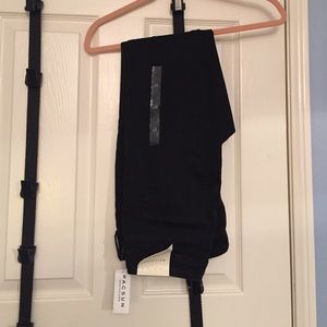 Bullhead Mid-Rise skinny jeans