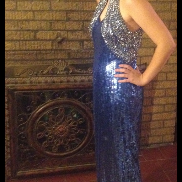 I am selling a niteline by nahdree dress. - Picture 2 of 4