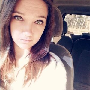 Meet your Posher, Kelsey