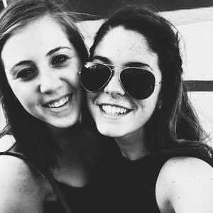 Meet your Posher, Carly