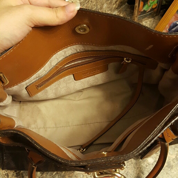 MK purse and wallet **Sold** - Picture 4 of 4