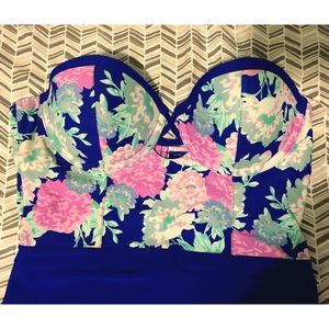 One piece bathing suit