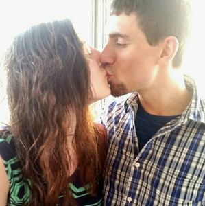 Meet your Posher, Cara