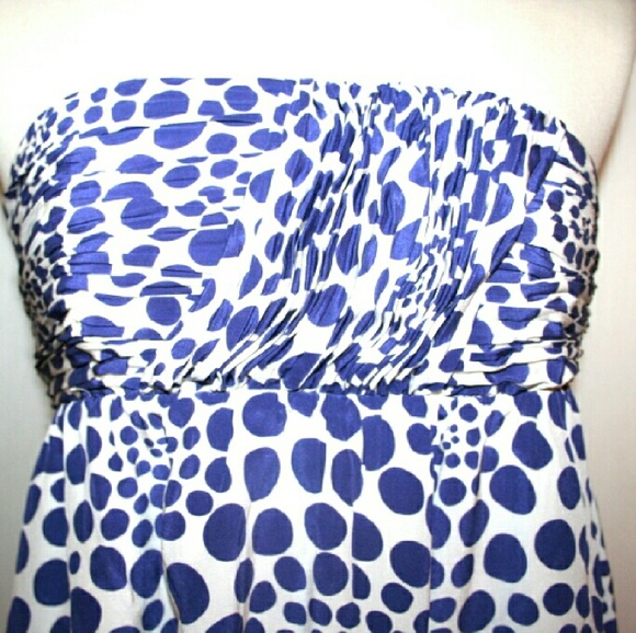 ■SOLD■ Alice + Olivia Strapless Silk Dress - Picture 3 of 4