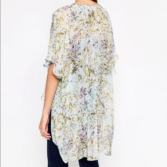 BCBGeneration light blue floral kimono coverup!