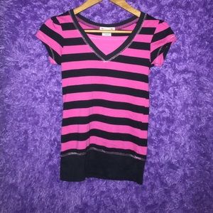 Two bundled casual girl tops💗