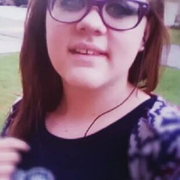 Meet your Posher, Cora - Picture 1 of 1