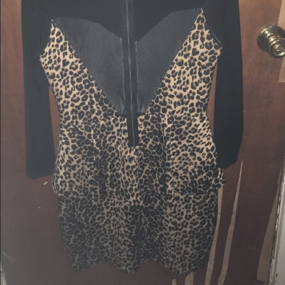 Mini Tiger 👗 - Picture 3 of 3