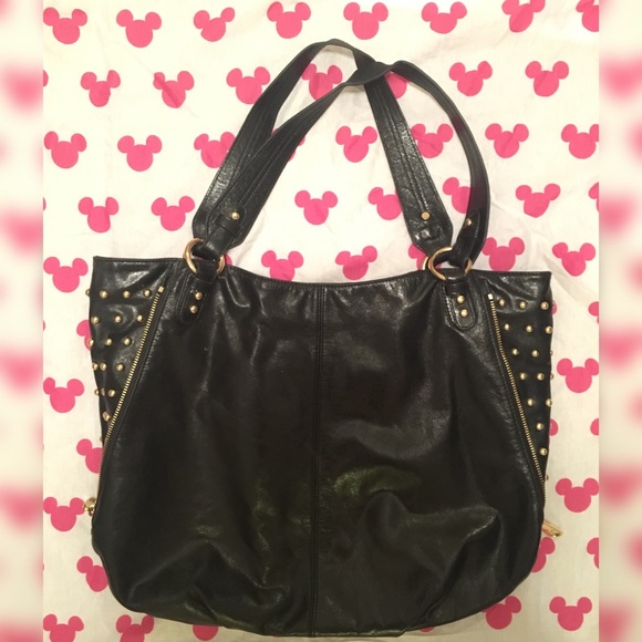 BADGLEY MISCHKA Black Bag With Gold Hardware - Picture 2 of 4