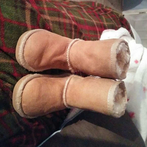 Children's size 6 uggs. These are toddlers size 6