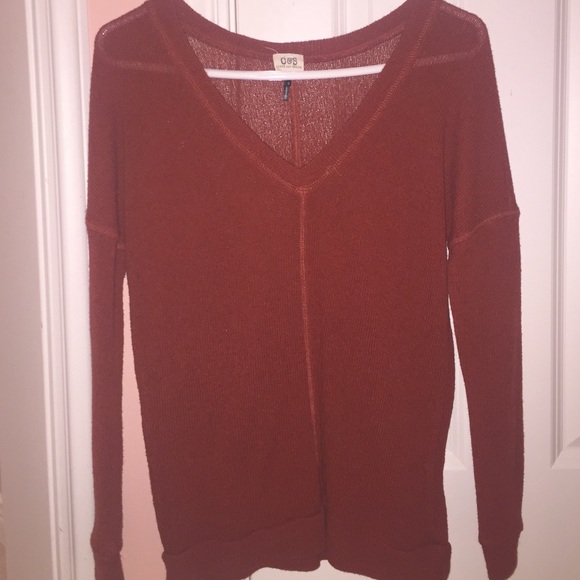 sweater - Picture 1 of 2