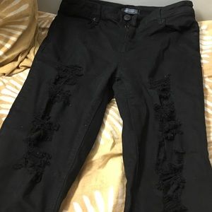 ⭐️Kendall and Kylie for PacSun black ripped jeans