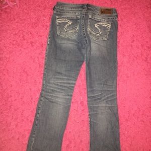 Silver Jean brand "Suki Capri" jeans