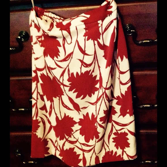 SET-John Roberts skirt & top - Picture 4 of 4