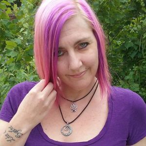 Meet your Posher, Elle