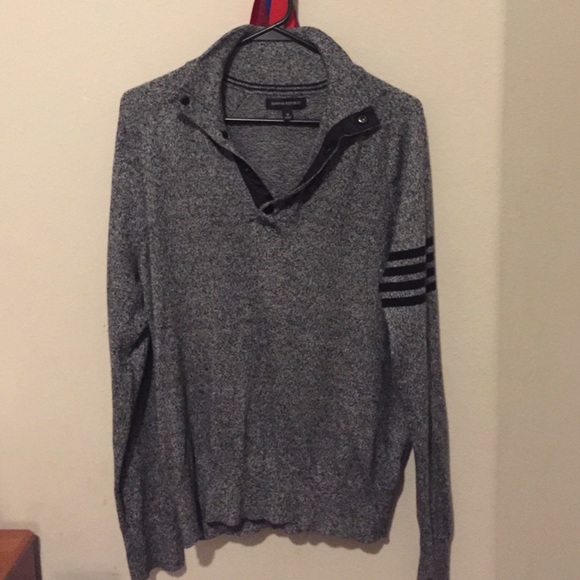 Banana Republic - Medium Sweatshirt
