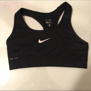 Black Nike Pro Sports Bra