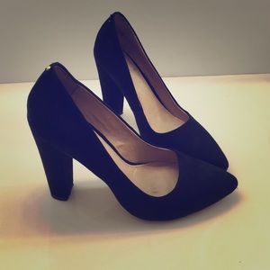 ALDO Pointy black heels