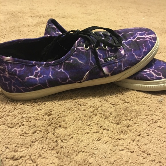 Purple lightning Vans