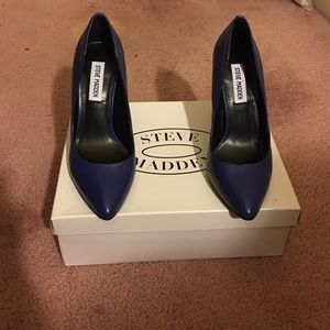 Steve Madden Pointy Toe Bubble Gum Blue Heels!
