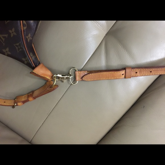 Louis Vuitton Boulogne - Picture 3 of 4