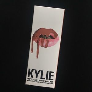 Kylie Lip Kit