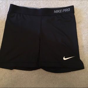 Medium length Nike Pro size Medium