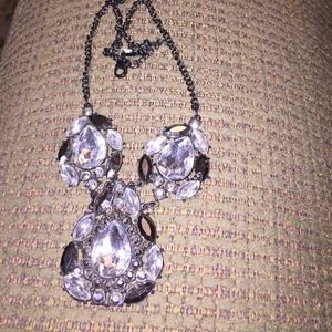 New York and company necklace