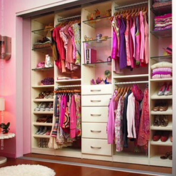 FAVORITE CLOSETS (no comments/tags)